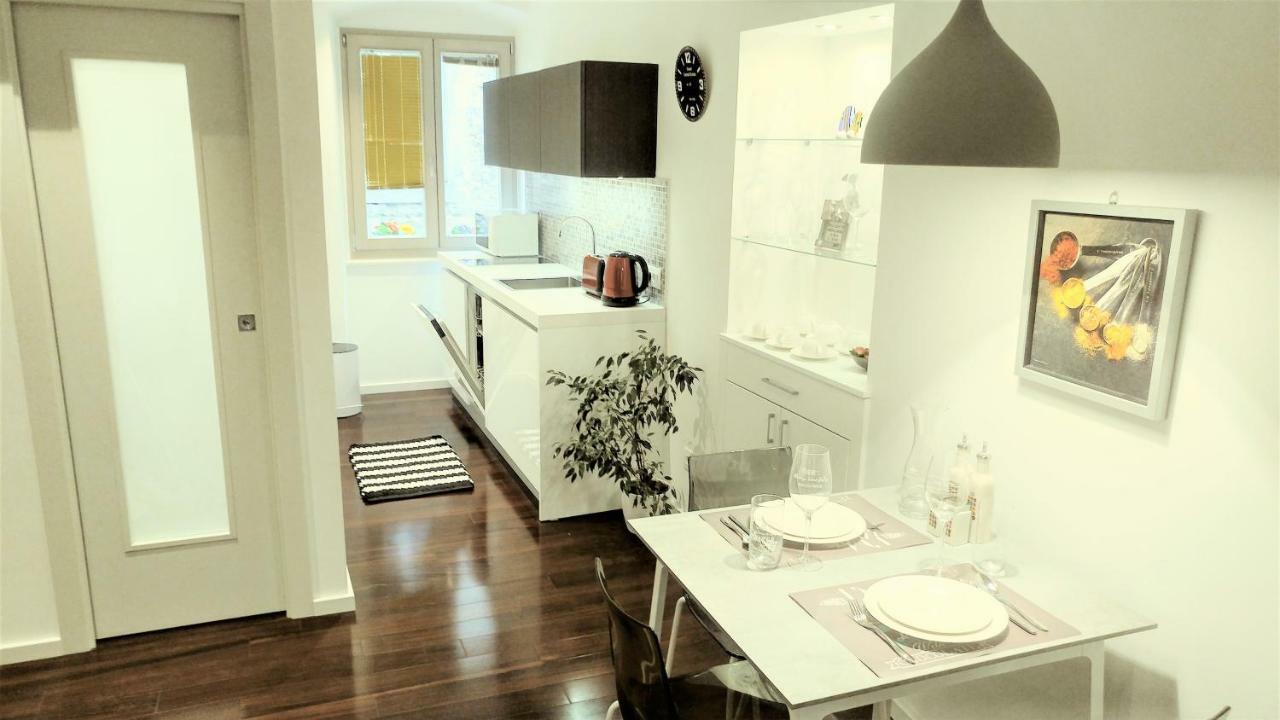 Studio Apartment Offside Split Exterior foto